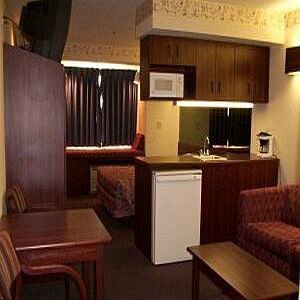 Microtel Inn & Suites By Wyndham Detroit Roseville Room photo
